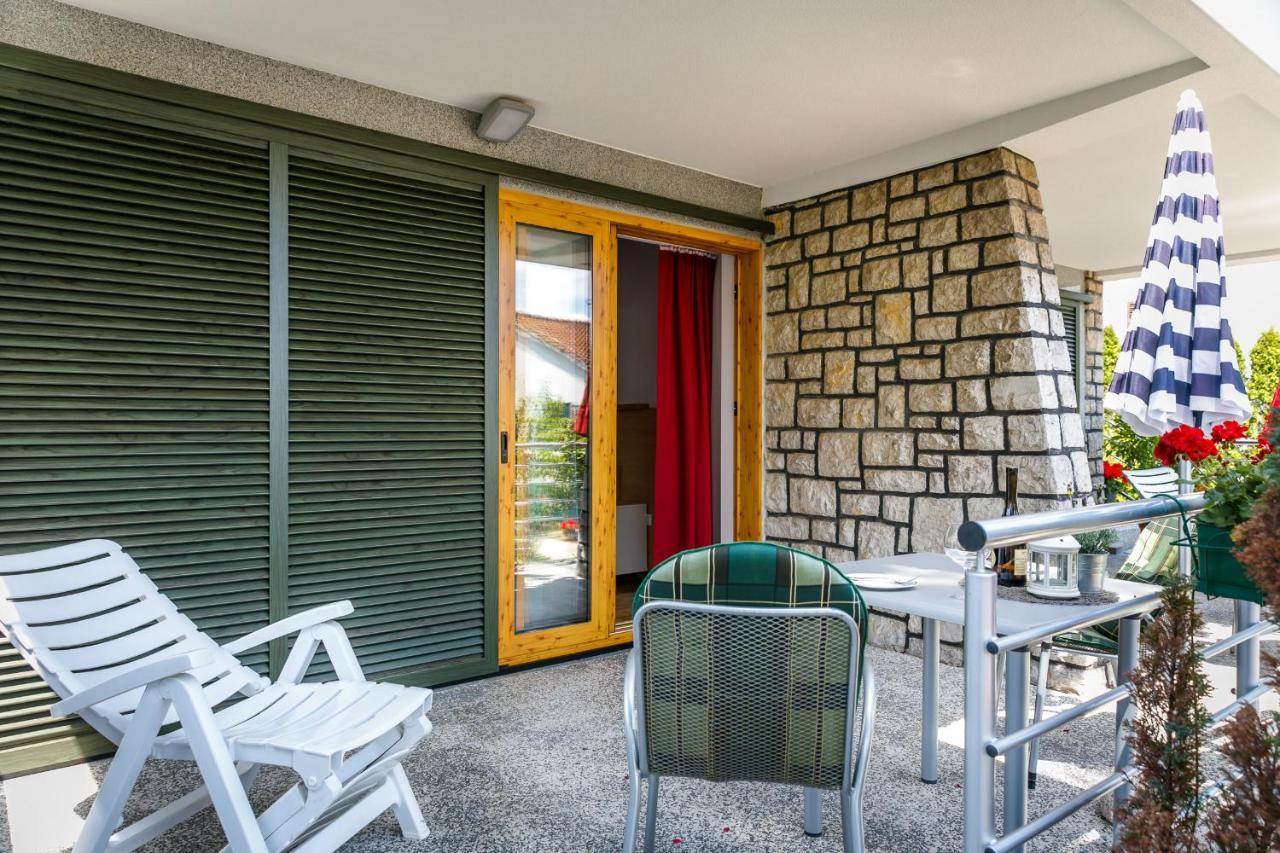 Studios Nada Krk Town Bagian luar foto